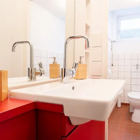 Dreamcation - Ehemalige Pfarrer- & Souterrain Wohnung, 3d-tour, Terrasse, Garten, Bbq Lejlighed