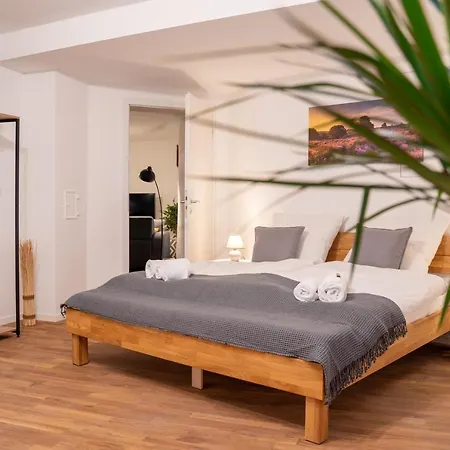 Dreamcation - Ehemalige Pfarrer- & Souterrain Wohnung, 3d-tour, Terrasse, Garten, Bbq