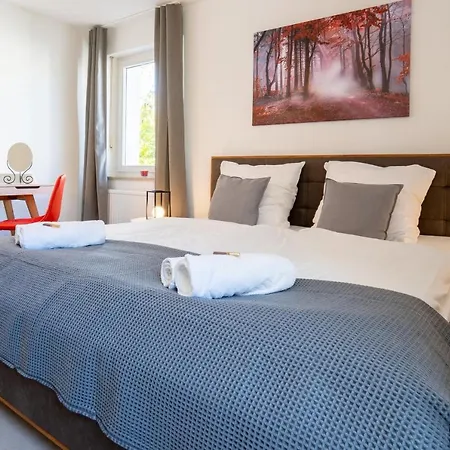 Lejlighed Dreamcation - Ehemalige Pfarrer- & Souterrain Wohnung, 3d-tour, Terrasse, Garten, Bbq *