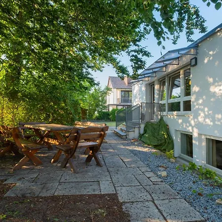 Dreamcation - Ehemalige Pfarrer- & Souterrain Wohnung, 3d-tour, Terrasse, Garten, Bbq