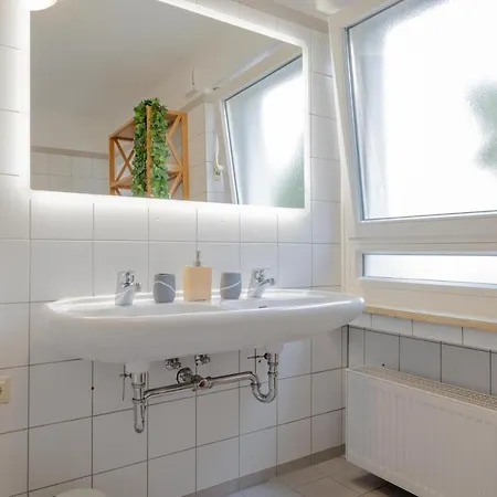Dreamcation - Ehemalige Pfarrer- & Souterrain Wohnung, 3d-tour, Terrasse, Garten, Bbq Apartment